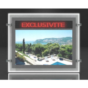 https://www.techni-contact.ovh/ressources/images/produits/merchandising/porte-affiche-led-dynamique-journal-lumineux-16721766-1.jpg - Journal électronique intégré sur face-avant du porte-affiche LED