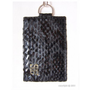 https://www.techni-contact.ovh/ressources/images/produits/merchandising/porte-cartes-en-cuir-avec-attache-mousqueton-15960923-1.jpg - Avec chainette et mousqueton - 2 Modèles : 1 ou 2 cartes
