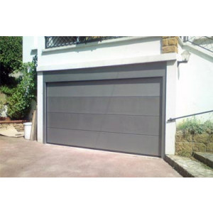 https://www.techni-contact.ovh/ressources/images/produits/merchandising/porte-garage-sectionnelle-sur-mesure-11851112-1.jpg - Porte motorisée