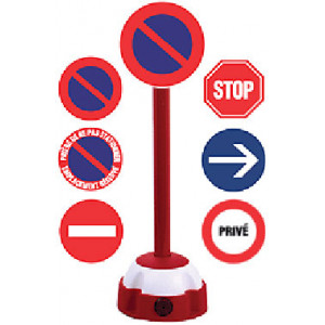 https://www.techni-contact.ovh/ressources/images/produits/merchandising/poteau-de-signalisation-8818732-1.jpg - Poteau disque de signalisation