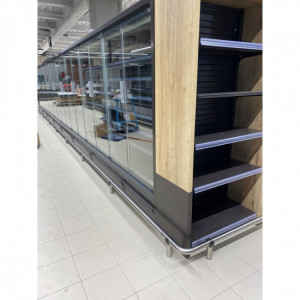 https://www.techni-contact.ovh/ressources/images/produits/merchandising/protection-inox-de-meuble-froid-45312242-1.jpg - En inox