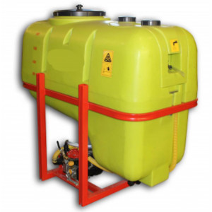 https://www.techni-contact.ovh/ressources/images/produits/merchandising/pulverisateur-sans-rampe-13367085-1.jpg - Volume de la cuve : 300, 600 ou 800 L