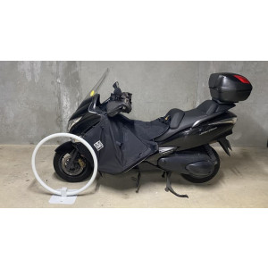 https://www.techni-contact.ovh/ressources/images/produits/merchandising/rack-pour-moto-et-scooter-5139015-1.jpg - Pour 2 motos ou 2 scooters
