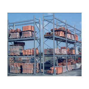 https://www.techni-contact.ovh/ressources/images/produits/merchandising/rayonnages-a-palettes-exterieur-874568-1.jpg - Galvanisée, permet le stockage de palettes