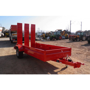 https://www.techni-contact.ovh/ressources/images/produits/merchandising/remorque-porte-engins-a-usage-agricole-16334364-1.jpg - Charge Utile : 4 T  -  Freinage : hydraulique + Parking