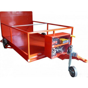 https://www.techni-contact.ovh/ressources/images/produits/merchandising/remorque-pour-transport-de-conteneur-dechet-770-litres-21231378-1.jpg - Dimensions : 4400 x 850 mm