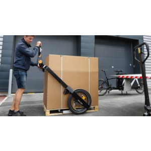 https://www.techni-contact.ovh/ressources/images/produits/merchandising/remorque-utilitaire-91214752-1.jpg - Charge maximale : 200 kg