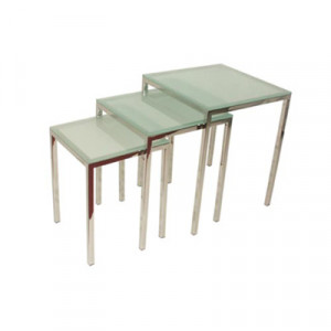 https://www.techni-contact.ovh/ressources/images/produits/merchandising/table-basse-gigogne-10849883-1.jpg - Lot de 3 tables