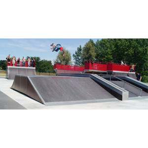 https://www.techni-contact.ovh/ressources/images/produits/merchandising/table-de-street-pour-skatepark-12204685-1.jpg - Permet de rouler sur la surface où d’éffectuer des jumps dessus