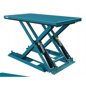 https://www.techni-contact.ovh/ressources/images/produits/merchandising/table-elevatrice-extra-plate-78497941-1.jpg - Table élévatrice sur mesure.