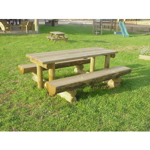 https://www.techni-contact.ovh/ressources/images/produits/merchandising/table-pique-nique-2000-x-1560-mm-4198549-1.jpg - Table Pique-nique en bois