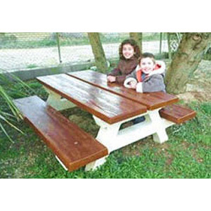 https://www.techni-contact.ovh/ressources/images/produits/merchandising/table-pique-nique-beton-enfant-15890048-1.jpg - Hauteur assise 33 cm - Hauteur dessus de table 54 cm.