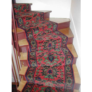https://www.techni-contact.ovh/ressources/images/produits/merchandising/tapis-d-escalier-4139033-1.jpg - Collection Smyrne classique