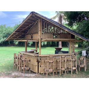 https://www.techni-contact.ovh/ressources/images/produits/merchandising/tiki-bar-en-bambou-longueur-4m-x-3-5-m-51137127-1.jpg - Longueur 4m x 3,5 m