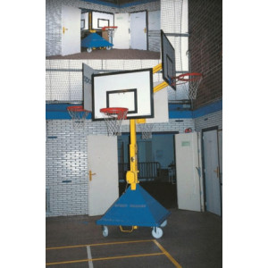 https://www.techni-contact.ovh/ressources/images/produits/merchandising/tour-de-basket-4-tetes-13471128-1.jpg - Tour d'entraînement