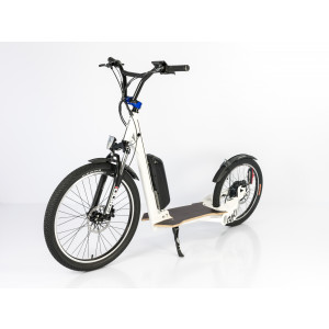 https://www.techni-contact.ovh/ressources/images/produits/merchandising/trottinette-electrique-a-grandes-roues-14503615-1.jpg - Roue avant de 24“ et sa roue arrière de 20“