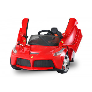 https://www.techni-contact.ovh/ressources/images/produits/merchandising/voiture-electrique-pour-enfant-ferrari-3231632-1.jpg - Fournit avec une télécommande parentale