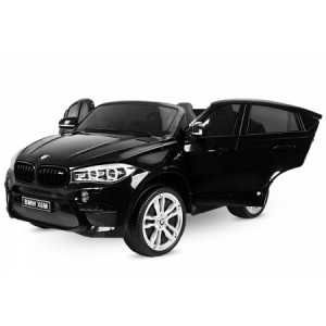 https://www.techni-contact.ovh/ressources/images/produits/merchandising/voiture-enfant-electrique-bmw-x6m-2-places-2504263-1.jpg - Vitesse Max : 3-6 km / h