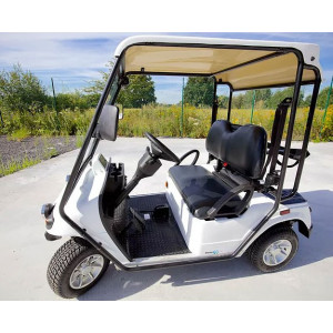 https://www.techni-contact.ovh/ressources/images/produits/merchandising/voiturette-electrique-de-golf-2-places-31122414-1.jpg - Véhicule électrique autonomie 55/90 km