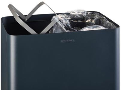 Sacs maintenus par des étriers 