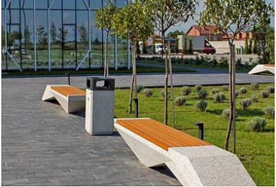  PS: Assise en bois épicéa, agrégat poli