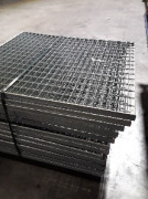 18 caillebotis rack-rayonnage