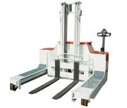 Chariot élévateur latéral électrique