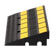 Rampe d'accès trottoir