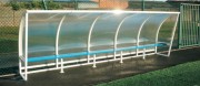 Abri de touche hauteur 1,6 m - Arrière polycarbonate translucide - Longueur de 1 à 6 m