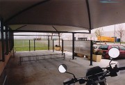 Abri pour motos