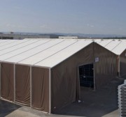 Abri tente de stockage