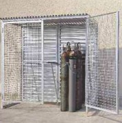 Armoire grillagée pour bouteilles de gaz
