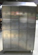 Armoire vestiaire en inox - 8 Portes - L1200 x P400 x H2000 mm