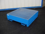 Bac de rétention pour 2 à 8 fûts - Capacité de rétention de 240, 440 ou 1050 l - L x l x h : 1350-2670 x 800-1350 x 360-410-700 mm