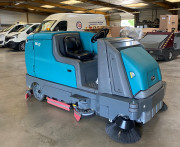 Balayeuse laveuse autoportée reconditionnée