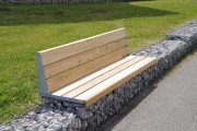 Banc gabion avec dossier - Assise en bois - P.50 x H50 cm