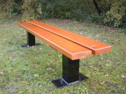 Banquette en bois avec pieds profilé acier