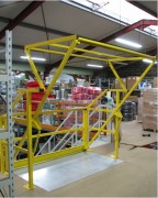 Barrière écluse basculante industrielle