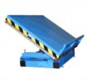 Basculeur mobile de containers