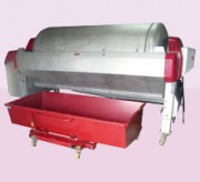 Bac basculante pour marc de raisin 