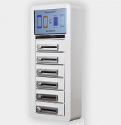 Borne murale de recharge pour téléphone portable