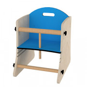 Chaise évolutive pour enfant à mobilité réduite de crèche