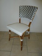 Chaises multicolores en Rotin