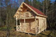 Chalet en bois 40 m2 avec balcon