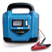 Chargeur de batterie avec démarreur