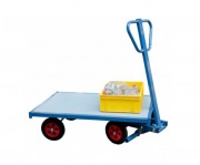 Chariot à essieu pivotant