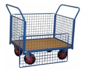 Chariot conteneur grillagé à ridelles amovibles