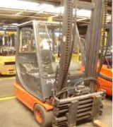 Chariot élévateur électrique Fenwick levée 5 métres