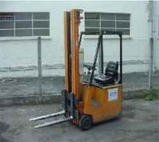 Chariot élévateur électrique levée 5.25 métres