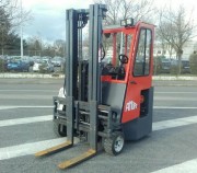 Chariot élévateur latéral multidirectionnel occasion